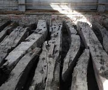 Timbers from the hull of H.M.S Namur Minecraft Blog