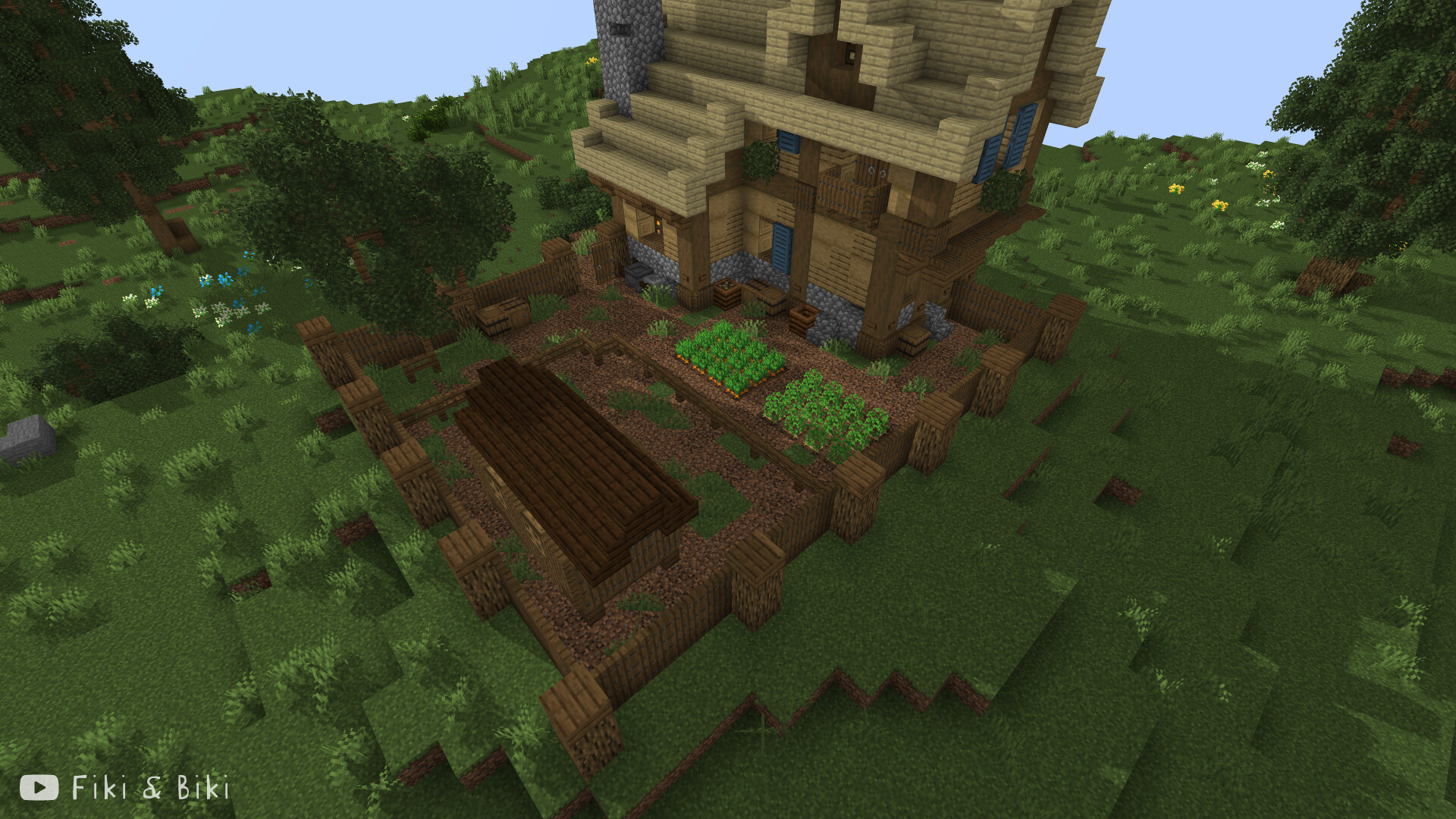 Medieval Cottage & Yard with Chicken Coop Minecraft Map