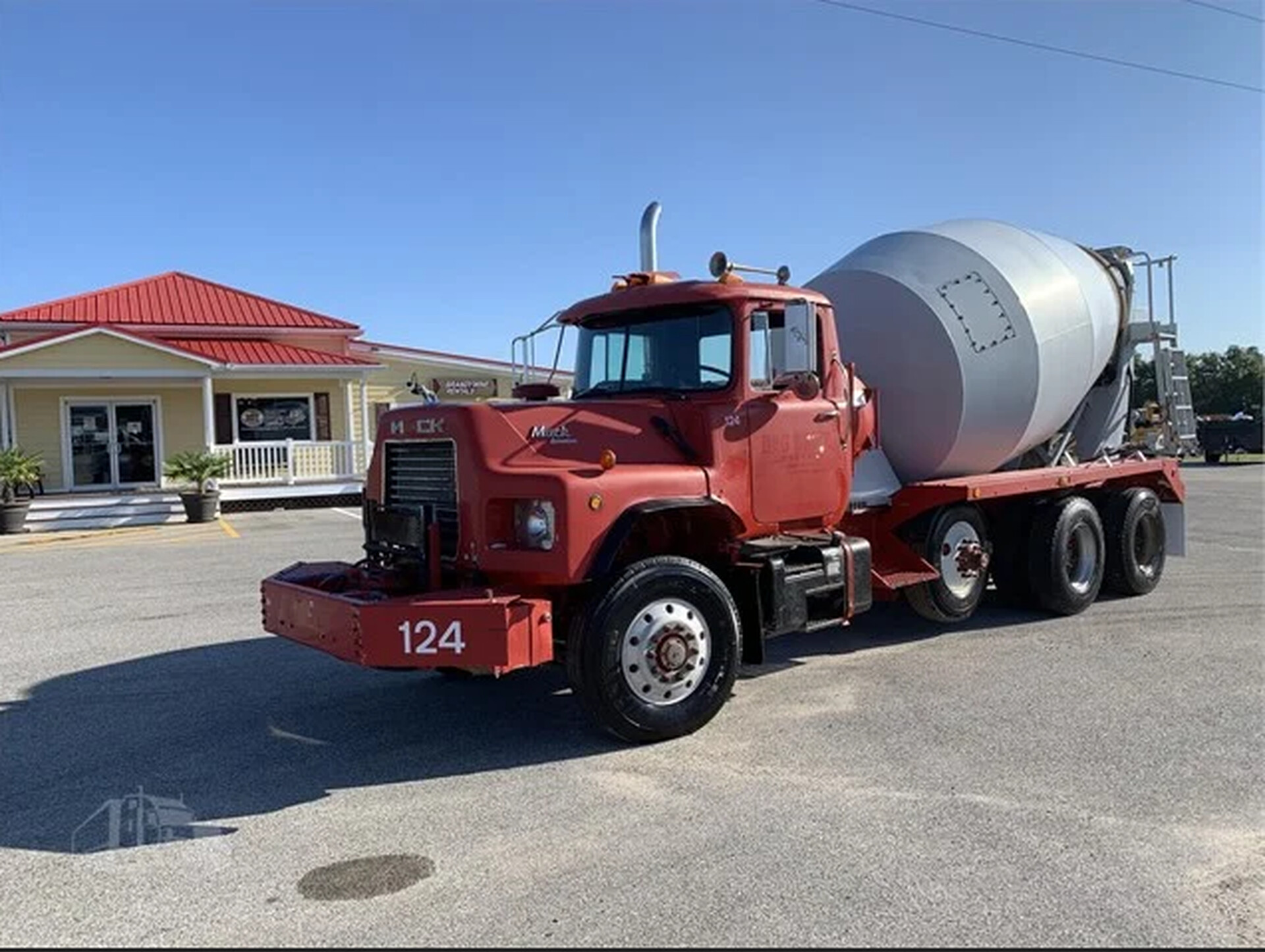 Mack DM690S, Cement Mixer [With Download] Minecraft Map