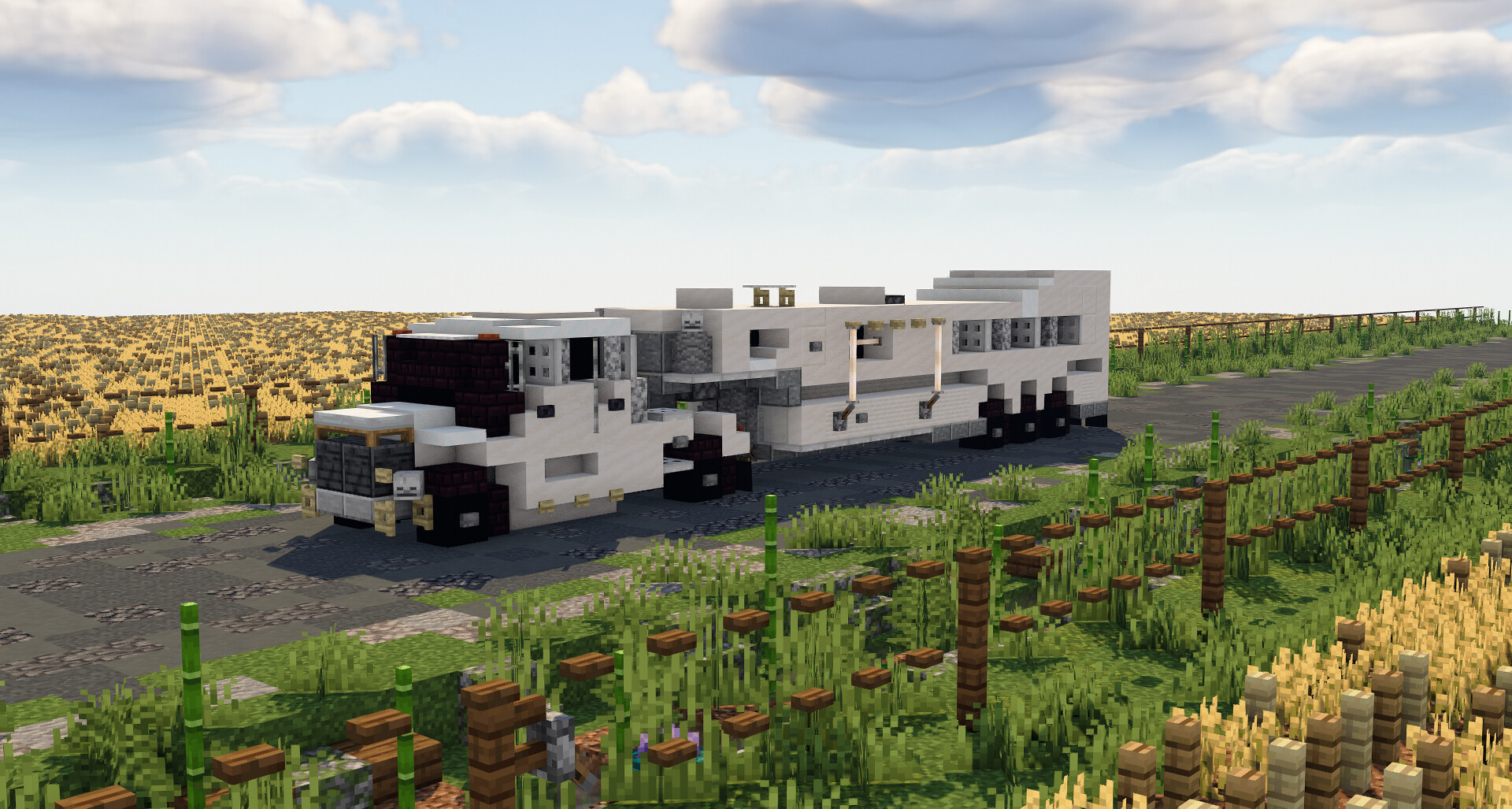 Freightliner sport chassis/horse trailer Minecraft Map