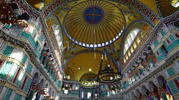 Hagia Sophia [Merged with the larger Constantinople build] Minecraft Map & Project