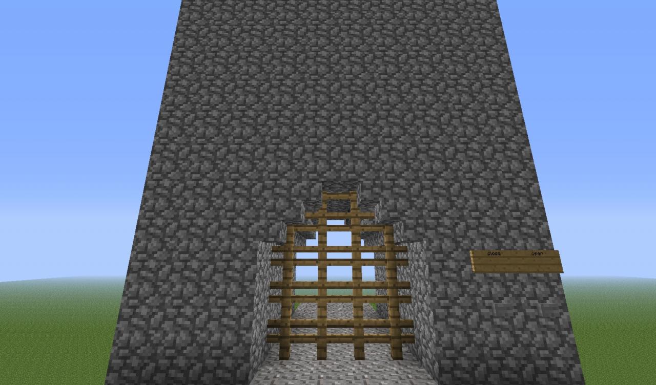 Castle door [Opens and closes] Minecraft Map