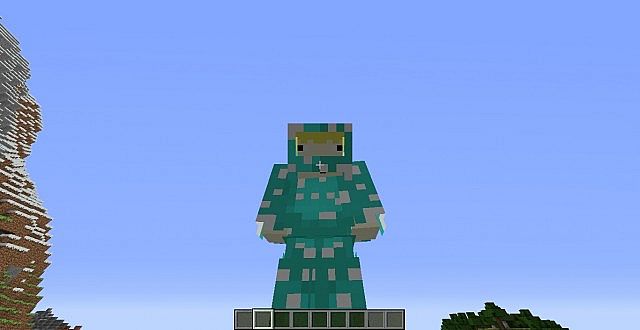 Diamond Armor on the player, Front