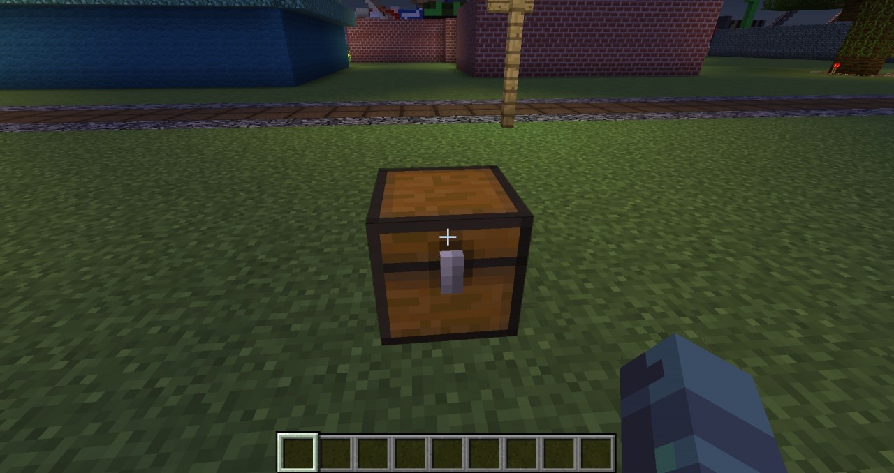 How to lock a chest in vannila minecraft with redstone Minecraft Map